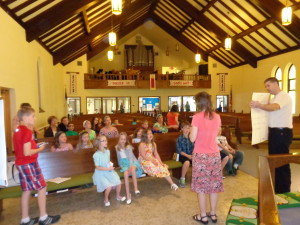 Sunday School Children Sing!